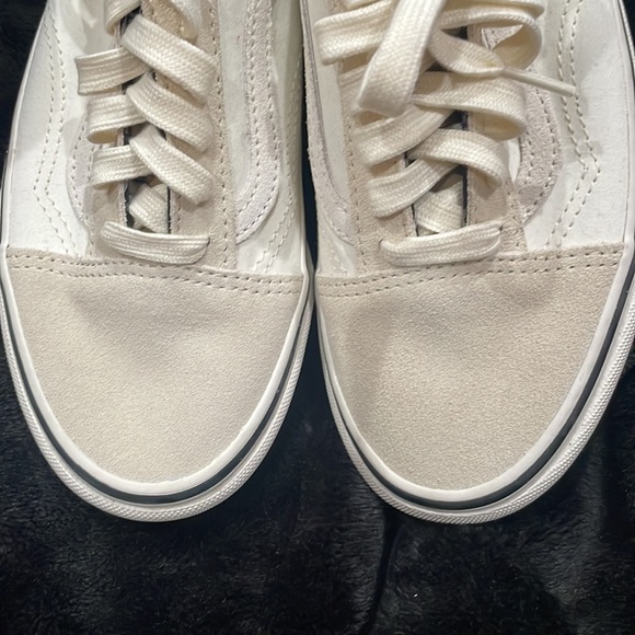 Never worn. Vans. Will ship in time for Christmas if needed. - Picture 4 of 4